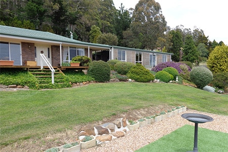 For Sale By Owner Review: Martin and Jan Hawley-Denby - Deloraine, TAS