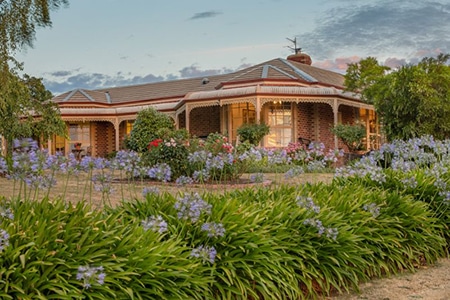 For Sale By Owner Review: Peter Greenaway - Brown Hill, VIC